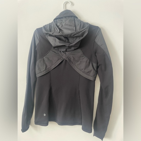 Lululemon Jacket - Picture 2 of 2